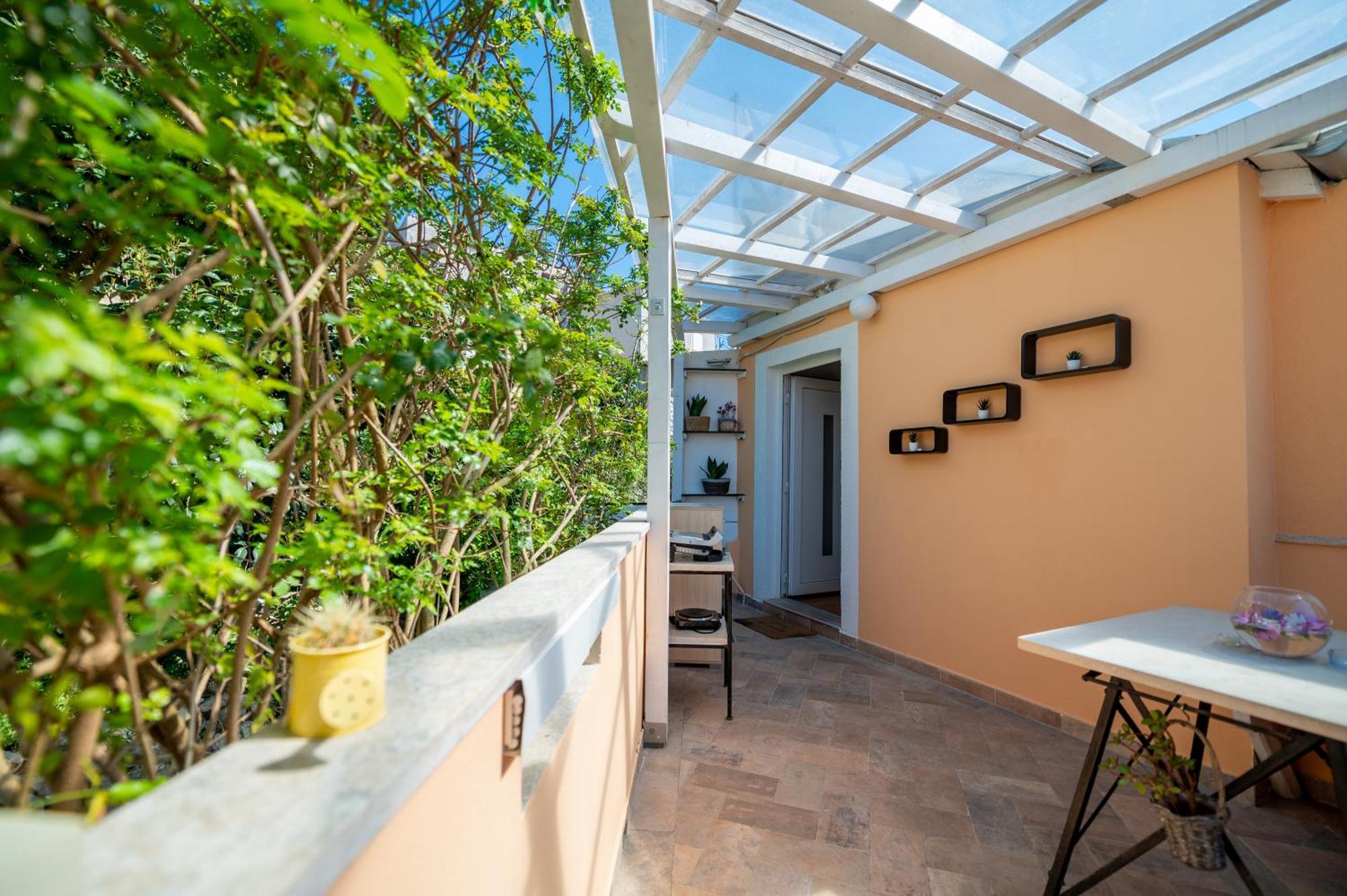 Apartments Vitoria Mali Losinj Luaran gambar