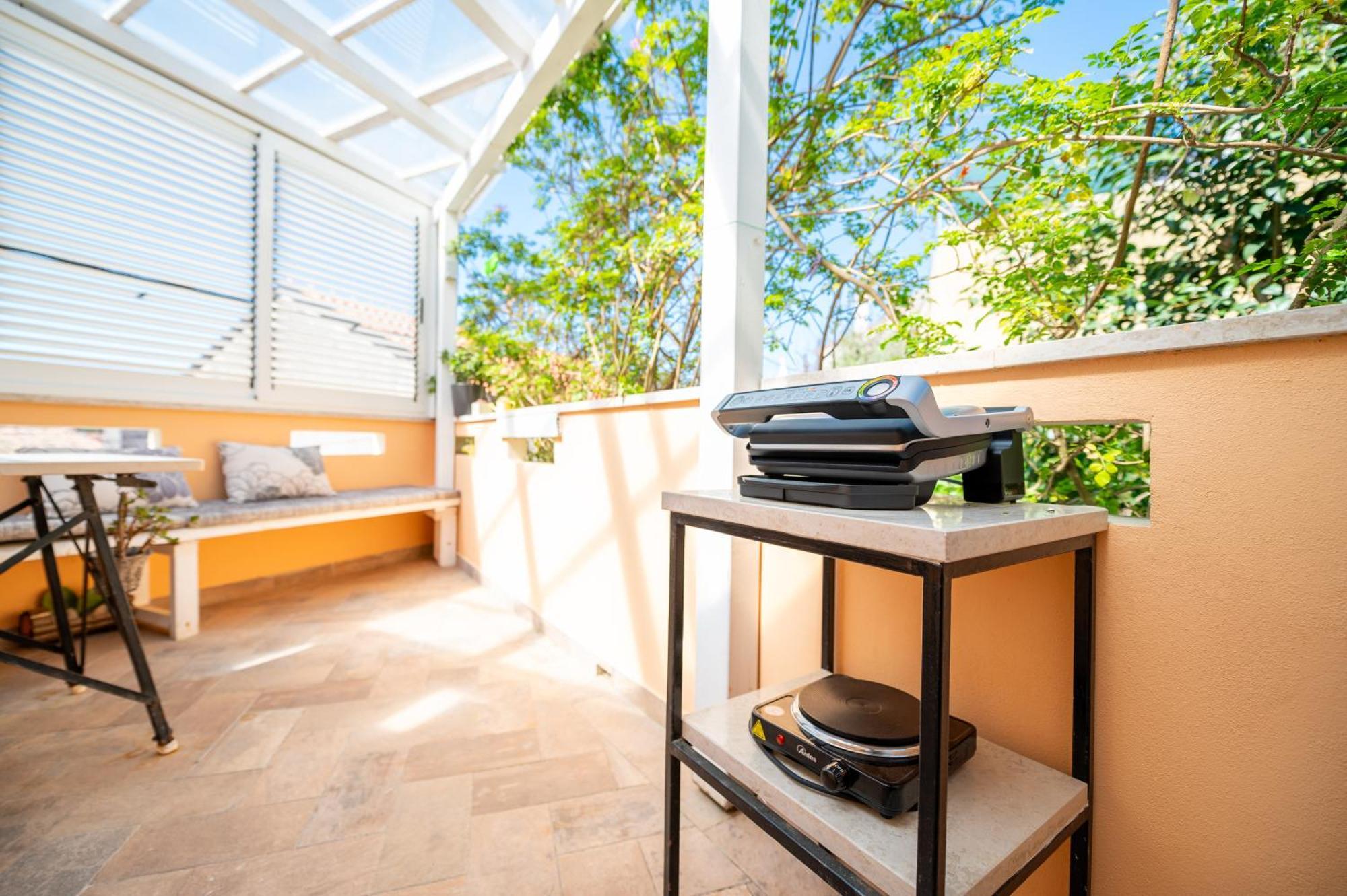 Apartments Vitoria Mali Losinj Luaran gambar