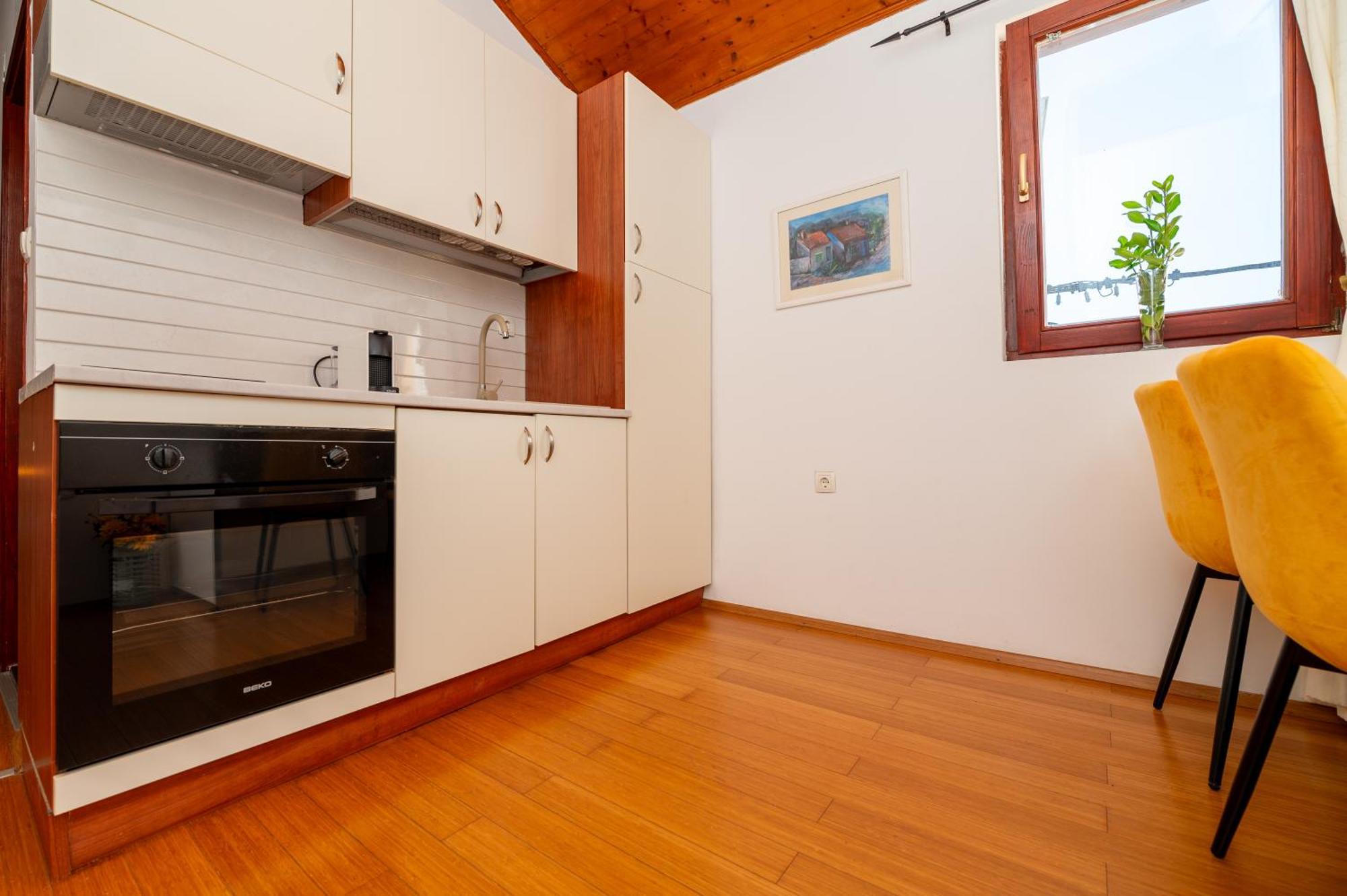 Apartments Vitoria Mali Losinj Luaran gambar